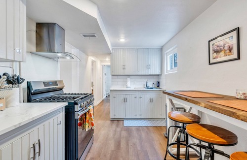 Central Colorado Springs Casa | Basement Apt near Downtown, perfect 30 day stay