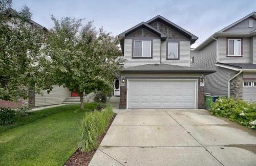 Cranston Casa | Basement Suite in Calgary - Short Drive to Banff