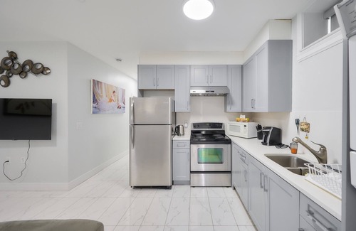Renfrew-Collingwood Casa | Basement Suite in Vancouver