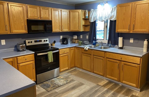 Put-in-Bay Casa | Bash at the Bay still available