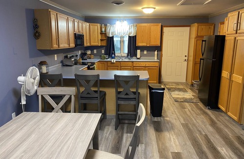 Put-in-Bay Casa | Bash at the Bay still available