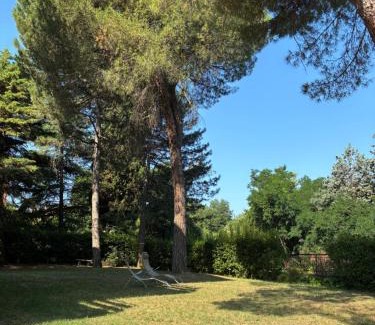 San Lazzaro di Savena Cama Y Desayuno | BASISA Bed&Breakfast