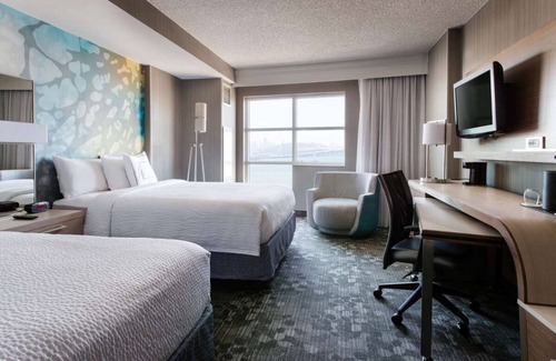 Emeryville Hotel | Bask in Modern Style Comfort! 4 Serene Units, near Golden Gate Rec Center!