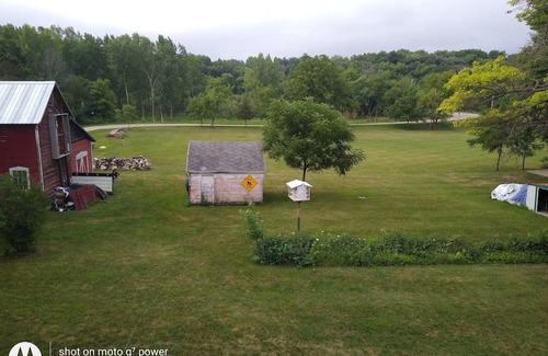 Afton Apartamento | Bass Creek's Outback Quaint & Cozy