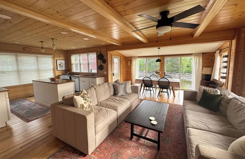 Tremont Casa | Bass Harbor Couples Retreat in Acadia National Park