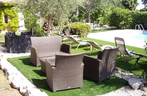 Bagnols-en-Foret Cama Y Desayuno | Bastide de l'Ovalie