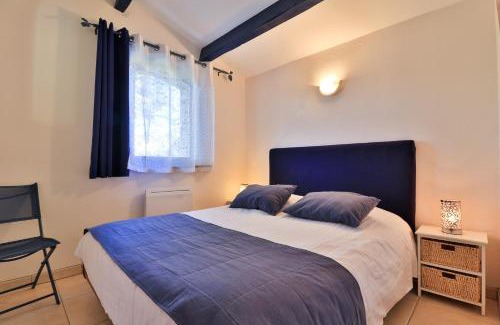 Bagnols-en-Foret Apartamento | Bastide de l'Ovalie Gites