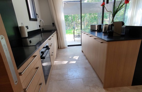 Gordes Villa | Villa-Premium-Baño en la habitacion-Vista al bosque-Bastide 4 chambres 3 sdb
