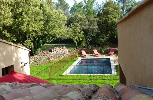 Nans-les-Pins Villa | BASTIDON 18a restaurada con piscina exclusiva en parque de 7 hectáreas.