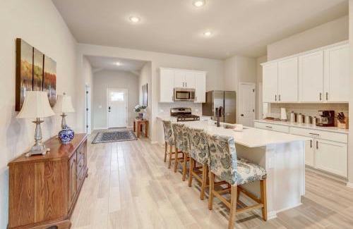 Bastrop Casa | Bastrop Home with Yard, 28 Mi to Austin!