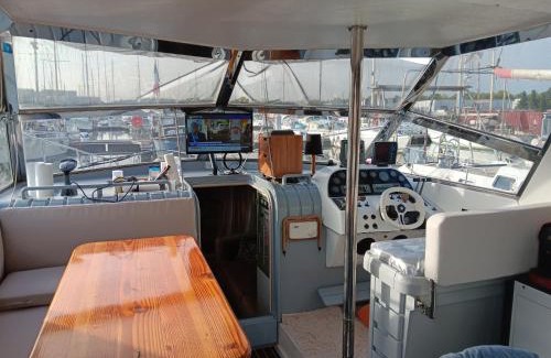 Bassins a Flot Alquiler De Eote | Bateau au bassin des lumières