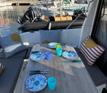 La Condamine Alquiler De Eote | Bateau familial - Port de Monaco