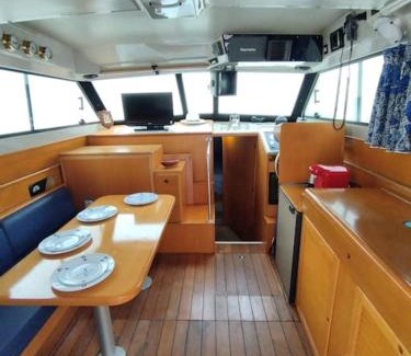 La Condamine Alquiler De Eote | Bateau tout confort au Port de Monaco