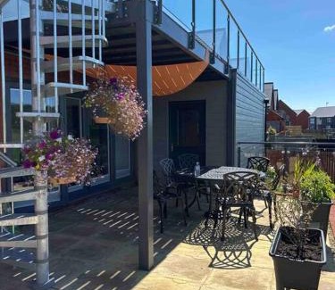 Hanham Casa | Bath and Bristol peaceful countryside home