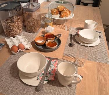 Bath Cama Y Desayuno | Bath Central Free Parking One Double Ensuite Room in Historical Mews Cottage
