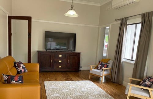 Bathurst Casa | Bathurst Charmer