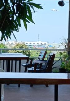 Bang Tao Casa | Batikseafood Airport & Room