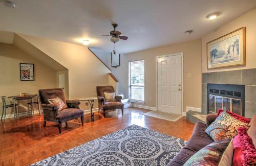 Westminster Casa | Baton Rouge Townhome with Pool Access - 7 Mi to LSU!