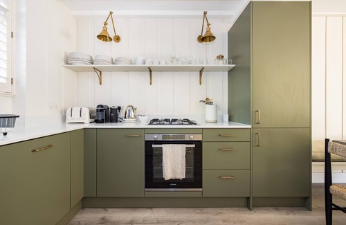 St. Mary's Park Apartamento | Battersea Set – 3 Bedroom Home with Garden
