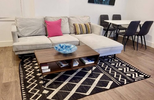 Vauxhall Apartamento | Batterseaflat/sleeps6/refurbished/tv
