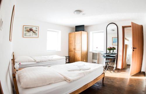 Weilerbach Casa | Bauer Schmidt Weilerbach Bauer`s Budget-Hotel