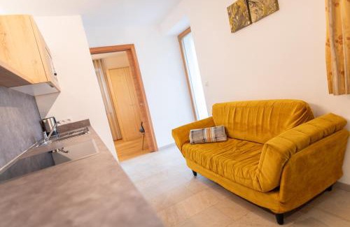 Sluderno Apartamento | Bauernhof Residence Hausergut with Ortler views, central and quiet position