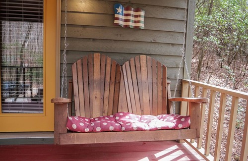 Sautee Nacoochee Cabina | Bavarian Hideaway 24