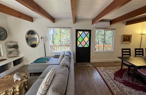Blue Jay Casa | Bavarian Mountain Retreat