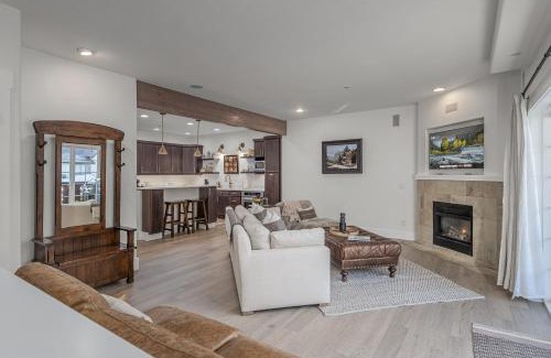 Leavenworth Apartamento | Bavarian Mountain Suite Condo by NW Comfy Cabins