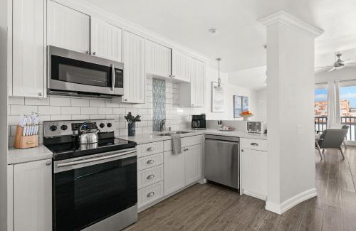 Mission Beach Casa | Bay and Beach Haven with Water Views