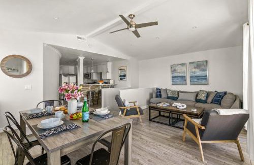Mission Beach Casa | Bay and Beach Haven with Water Views