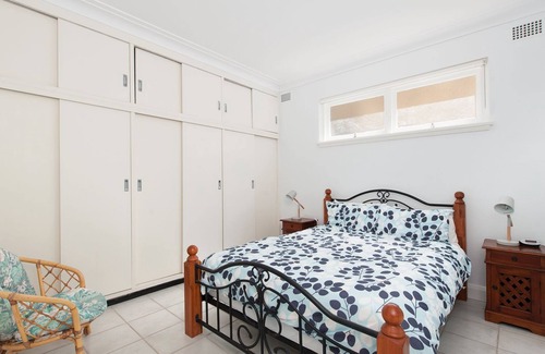 Salamander Bay Villa | Bay Beach at salamander Bay on the waterfront of Salamander Bay Beach