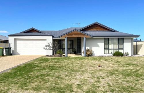 Jurien Bay Casa | Bay Breeze Escape