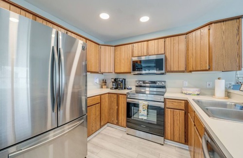 Captain's Cove Casa | Bay Breeze in Captain's Cove!