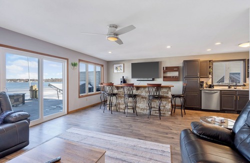 Brewerton Casa | Bay-breeze Inn on Oneida Lake!