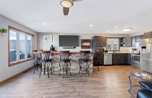 Brewerton Casa | Bay-breeze Inn on Oneida Lake!