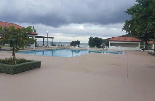 Portmore Apartamento | Bay Front Apt 208