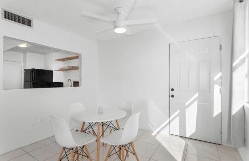Bay Harbor Islands Apartamento | Bay Harbor Sunset Apt 5C