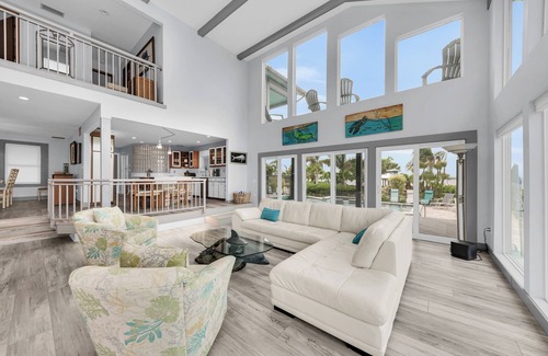 Bayshore Gardens Casa | Bay House Retreat managed by Beach Retreats FL Anna Maria Island