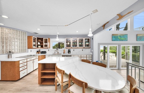 Bayshore Gardens Casa | Bay House Retreat managed by Beach Retreats FL Anna Maria Island
