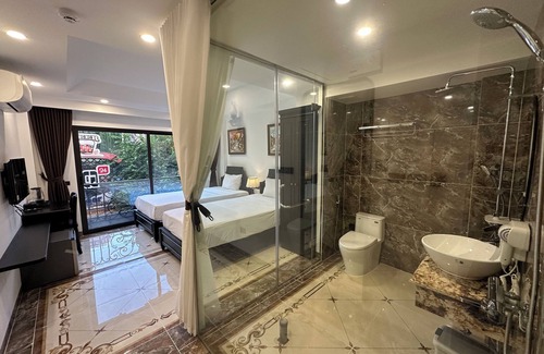 Hang Trong Hotel | Bay Luxury Hotel & Spa - No1 Ngo Huyen