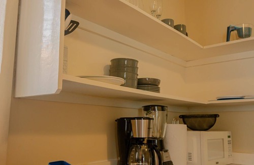 Antoneys Cay Apartamento | Charming hotel mini suite in Roatan island / Beach Front / West End