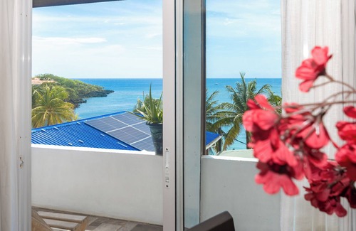 Antoneys Cay Apartamento | Charming hotel mini suite in Roatan island / Beach Front / West End