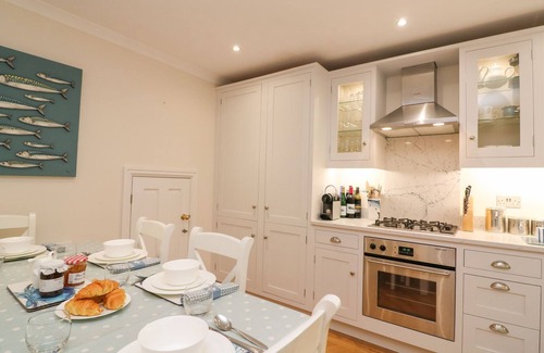 Thurlestone Casa | BAY TREE COTTAGE, family friendly, with a garden in Thurlestone