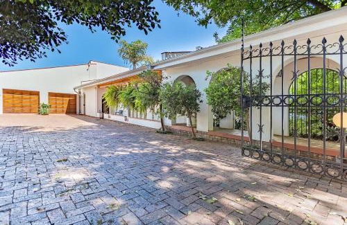 Baileys Muckleneuk Casa | Bay Tree Guest House