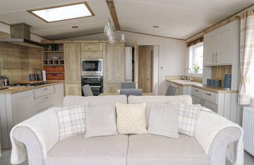 Llanllwchaiarn Cabaña | BAY VIEW (41), family friendly, character holiday cottage in New Quay