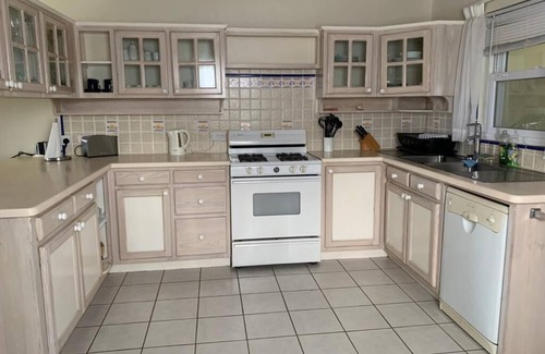 Gros Islet Casa | Bay View #7 - 3 bedroom, 3.5-bath waterfront townhouse in a gated community in Rodney Bay