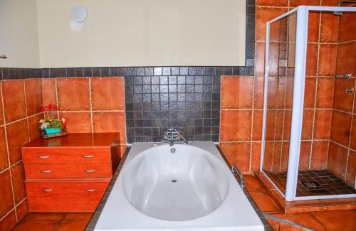 Hartbeespoort Apartamento | Bay View 9 at Harties Lodge - Meerhof