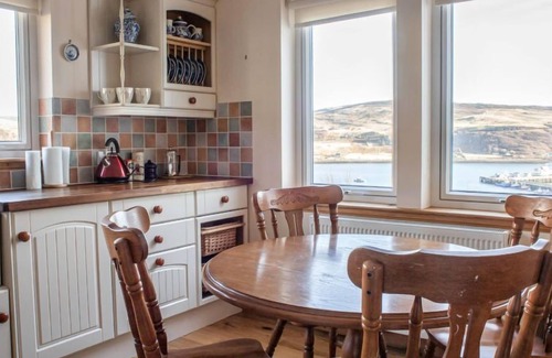 Uig Casa | Bay View by Interhome