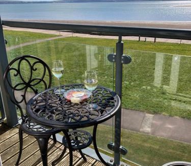 Llanelli Apartamento | Bay View